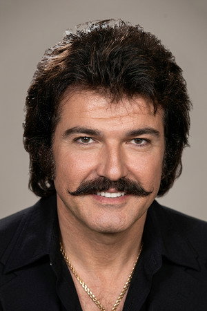 Serdar Gökhan profil kép