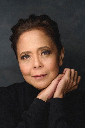 Dolly de Leon profil kép