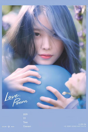 아이유 콘서트 Live Clip 3. évad (2019-12-24) poszter