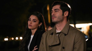 Bambaşka Biri 1. évad Ep.6 6. epizód