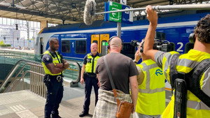 Meldkamer Utrecht Centraal 1. évad Ep.1 1. epizód