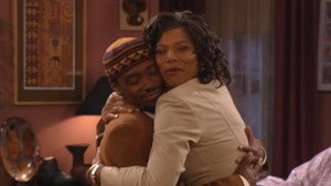 Living Single 4. évad Ep.1 1. epizód