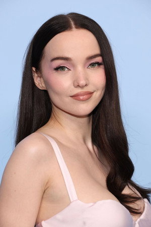 Dove Cameron profil kép
