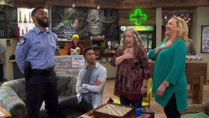 Disjointed 1. évad Ep.5 5. epizód