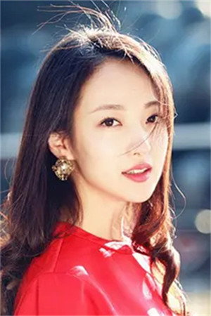梁琛 profil kép