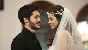 Acı Aşk 1. évad Ep.8 8. epizód
