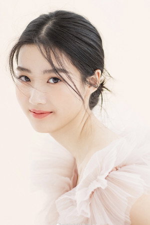 卢昱晓 profil kép