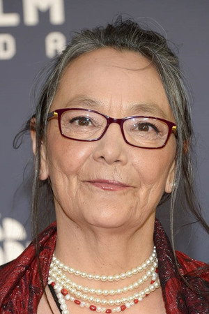 Tantoo Cardinal profil kép