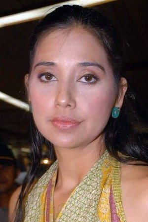 Ayu Azhari profil kép