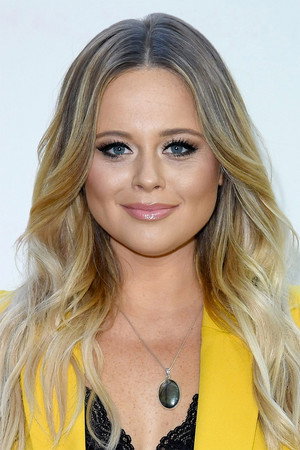 Emily Atack profil kép