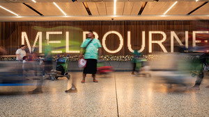 Élet Melbourne repülőterén 1. évad Ep.1 1. epizód