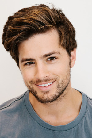 Travis Burns profil kép