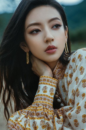 何瑞贤 profil kép