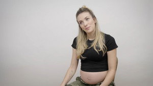 Julie's Fine, Everything's Fine 1. évad Ep.4 4. epizód