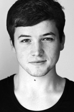 Taron Egerton profil kép