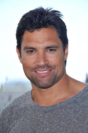 Manu Bennett profil kép