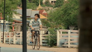 ต้นส้มอยู่บ้านเขา แต่ผลส้มหล่นมาบ้านเราตลอดเลย kép