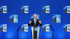 PBS News Hour 46. évad Ep.117 117. epizód