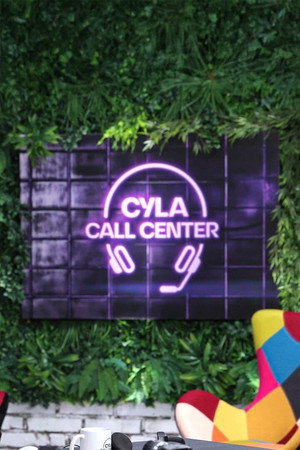 Cyla Call Center poszter