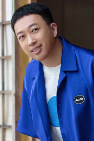 于正 profil kép