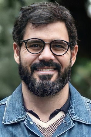 Juliano Cazarré profil kép