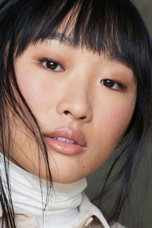 Ji-young Yoo profil kép