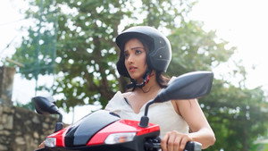 අමුතු කල්ලිය kép