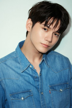 옹성우 profil kép