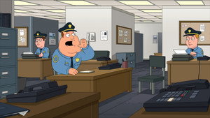 Family Guy 18. évad Ep.10 Connie kocsija