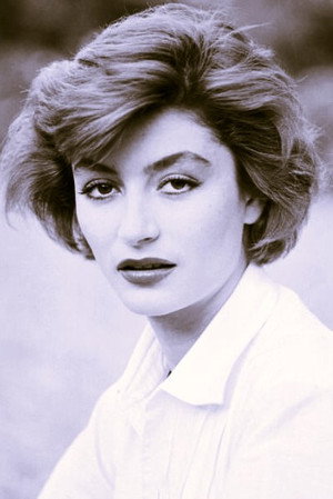 Anouk Aimée profil kép