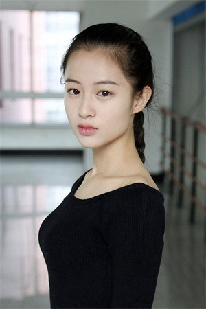 Li Jiaxin profil kép