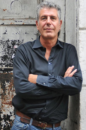 Anthony Bourdain: No Reservations poszter