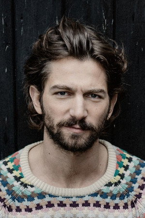 Michiel Huisman profil kép