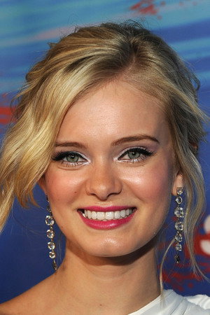 Sara Paxton profil kép