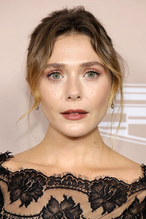 Elizabeth Olsen profil kép