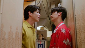 หมาเห่าเครื่องบิน 1. évad Ep.1 1. epizód