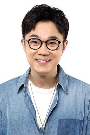 董成鹏 profil kép