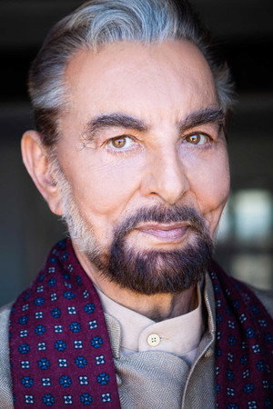 Kabir Bedi profil kép