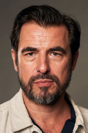 Claes Bang profil kép