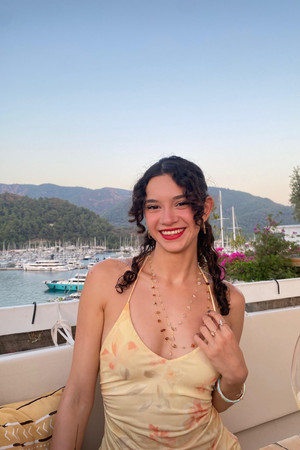 Feride Bağ