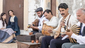 17 Κλωστές kép
