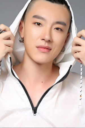 Li Junxian profil kép