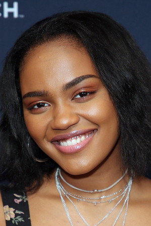 China Anne McClain profil kép