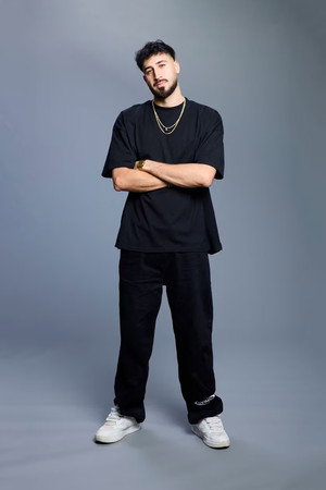 Lézan Shrif profil kép