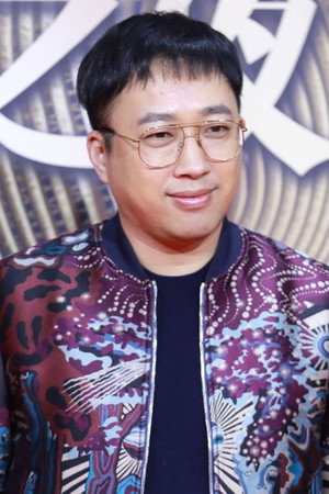 于正 profil kép