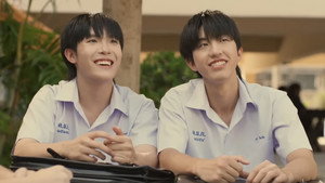 ต้นส้มบ้านเขา แต่ผลส้มหล่นมาบ้านเราตลอดเลย kép