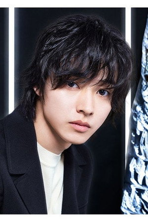 山﨑賢人 profil kép