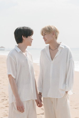 เชือกป่าน poszter