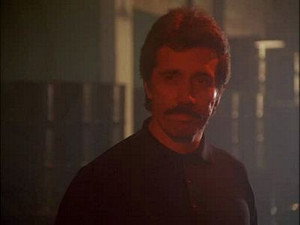 Miami Vice 4. évad Ep.15 Hadiösvényen