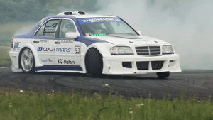 Totalcar 8. évad Ep.9 Elemi őserő a hátsó keréken és suttogás az ír magyarokkal